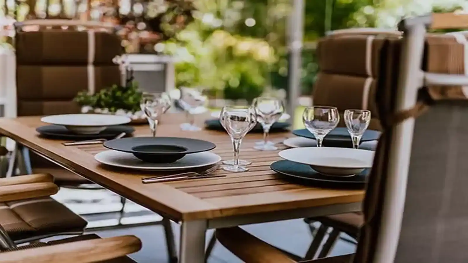 resized-Assetz-Earth-Essence-Community-Dining-min